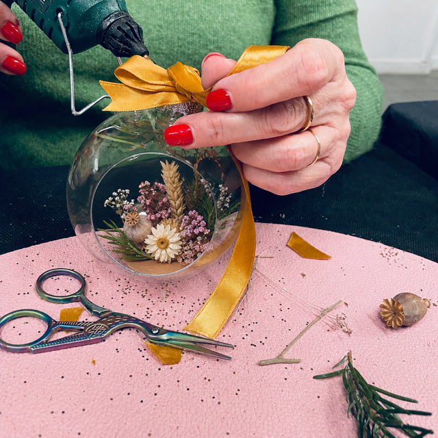 Atelier créatif boule de Noël – Image 4