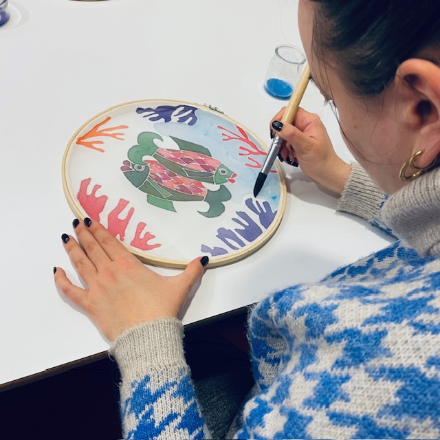Atelier peinture sur soie (PM) Dim 11 janvier 2026 – Image 9