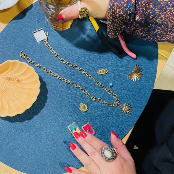 Atelier Collier charms Samedi 11 octobre 2025 – Image 5